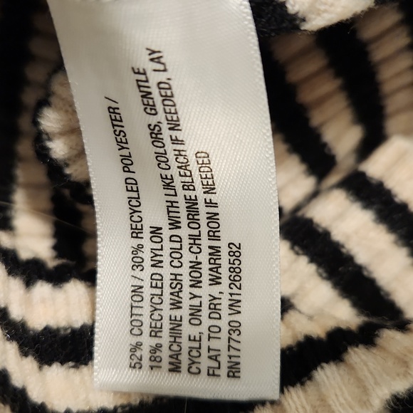 Universal Thread NWT - Picture 6 of 6